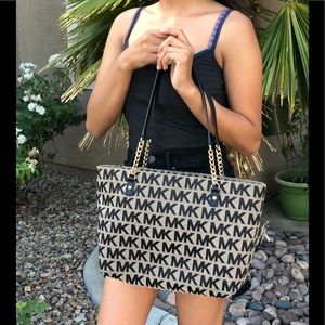 Used Michael Kors bag medium size price firm